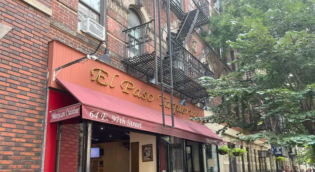 El Paso Taqueria from the side