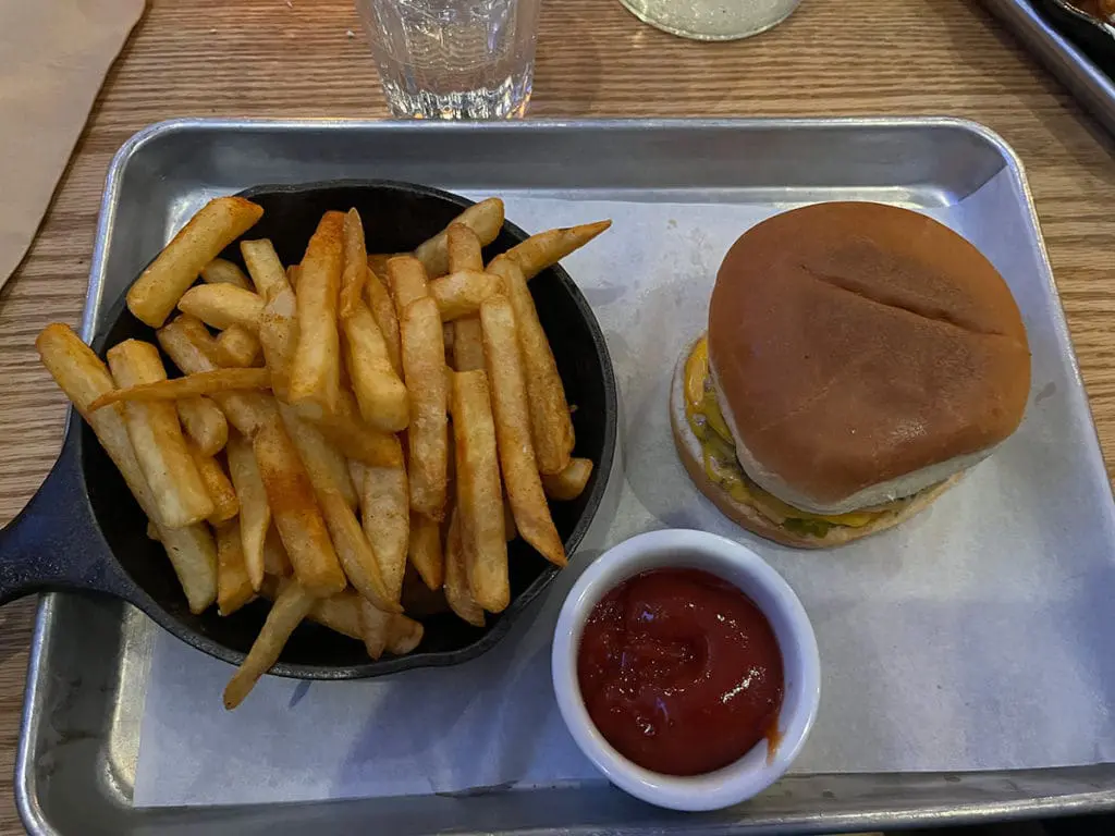 Goldie's Tavern Burger