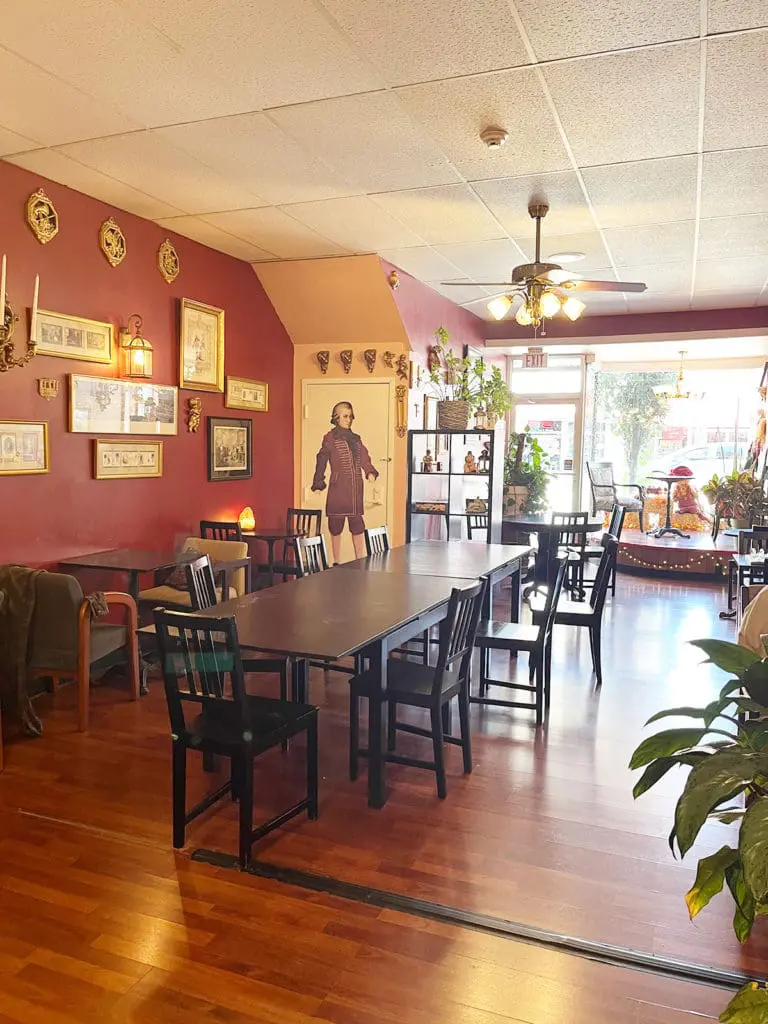 Caffe Amadeus Seating area with tables