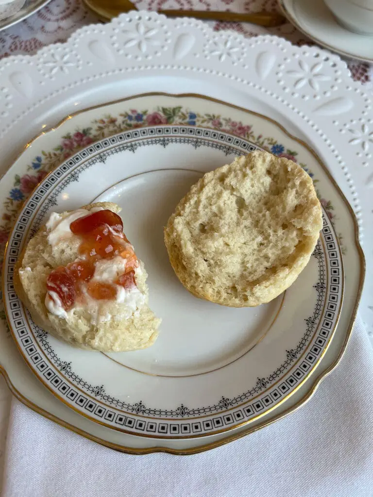 Scones plate