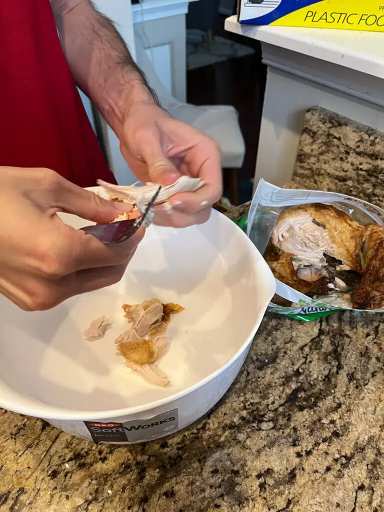 Preparing rotisserie chicken for shredding