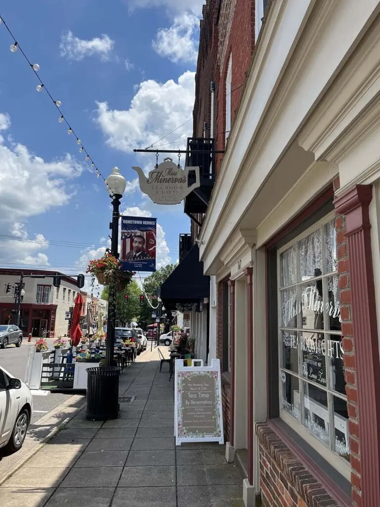 Miss Minerva's Tea Room exterior sign