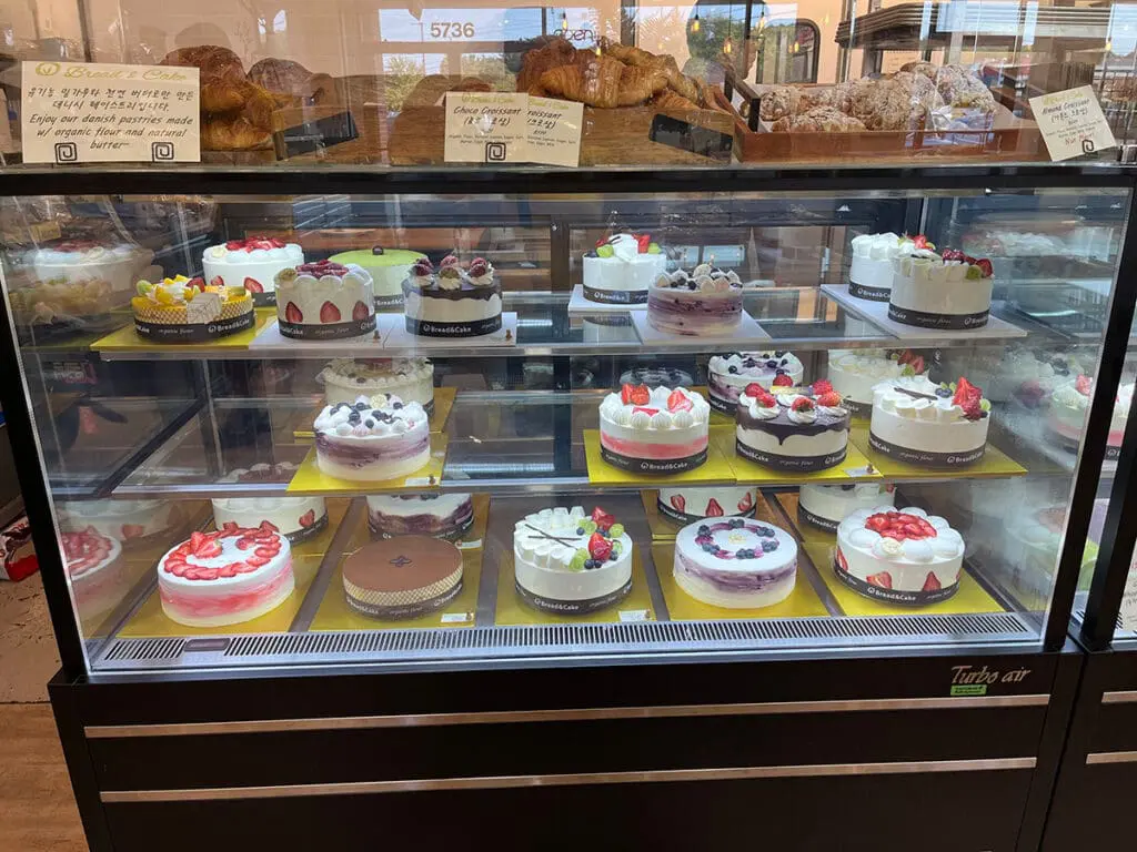 O bread and cake cakes