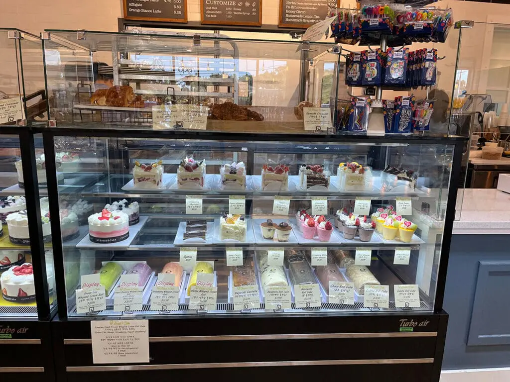 O bread and cake desserts