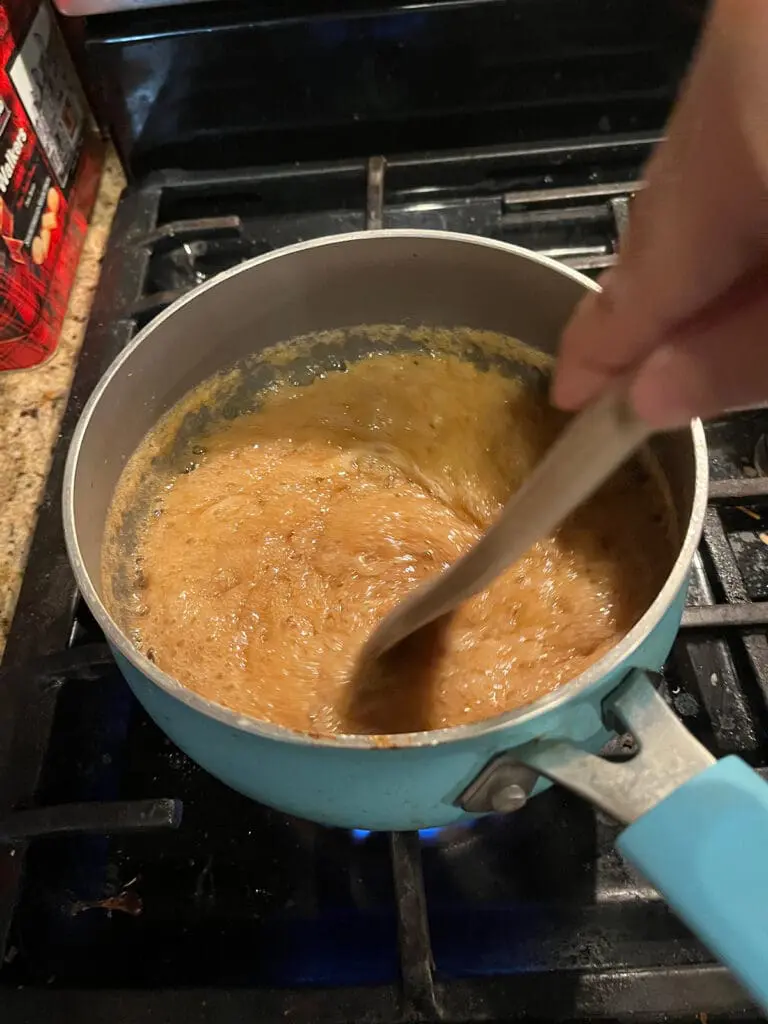 Cracker Candy Toffee Boiling