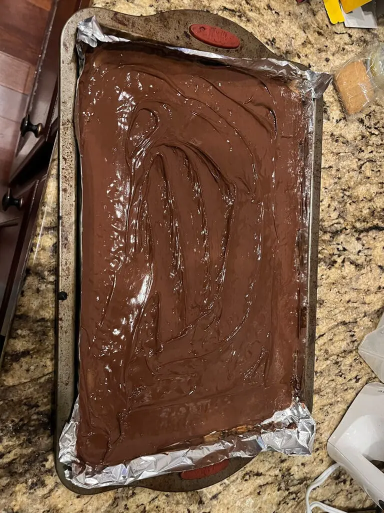 Cracker Candy Chocolate Spread Complete