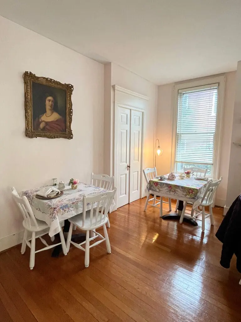 Tea Cart Winchester Dining Room