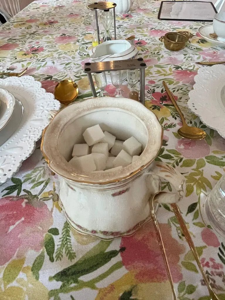 Tea Cart Winchester Sugar Cubes