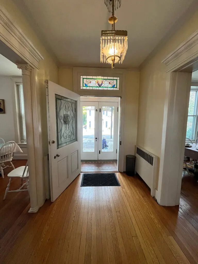 Tea Cart Winchester Entrance