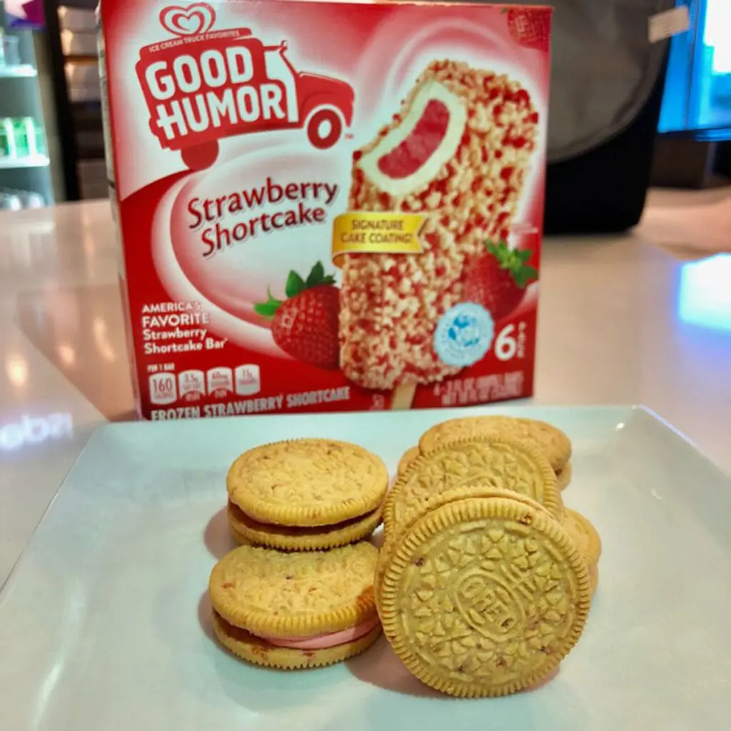 strawberry shortcake oreos