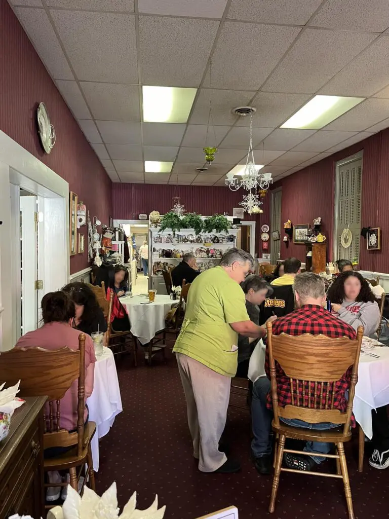 Top Hat Special Teas entrance