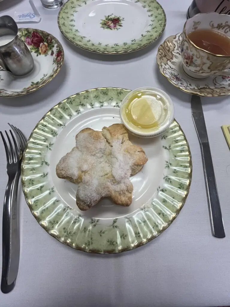 Top Hat Special Teas snowflake scone
