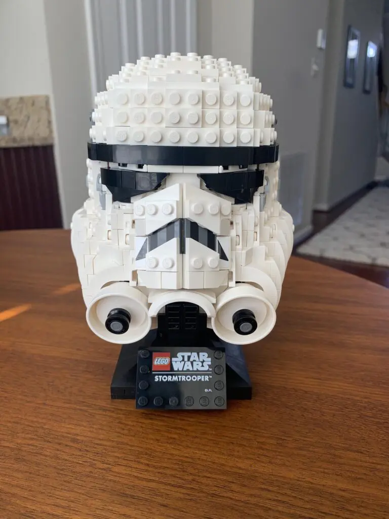 lego stormtrooper helmet forward view