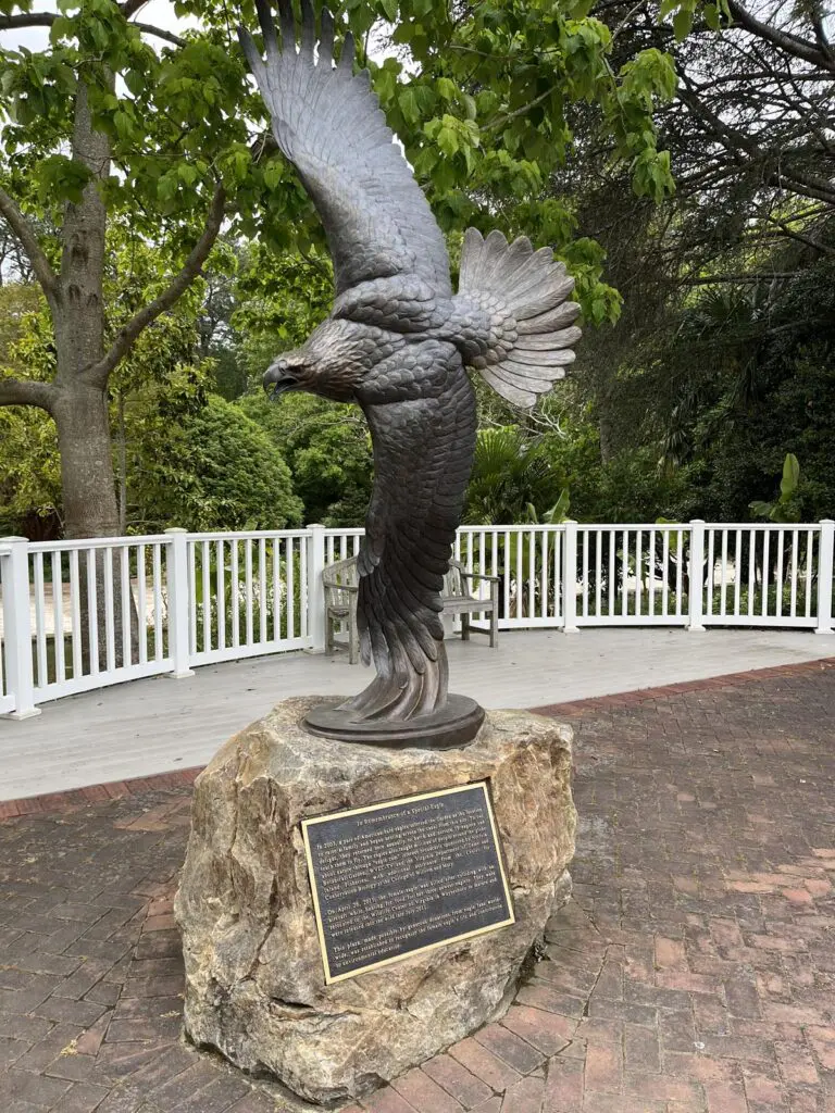 Eagle Sculpture