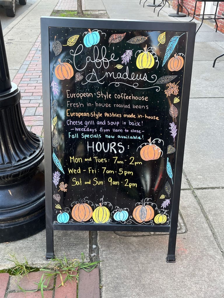 Caffe Amadeus hours