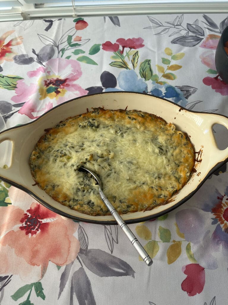 Thanksgiving Spinach artichoke dip baked