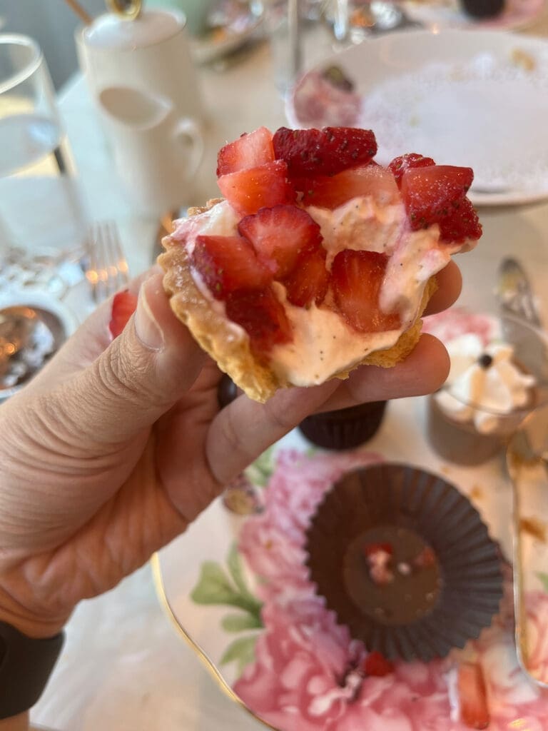 Lady Camellia Strawberry Tartlet bite