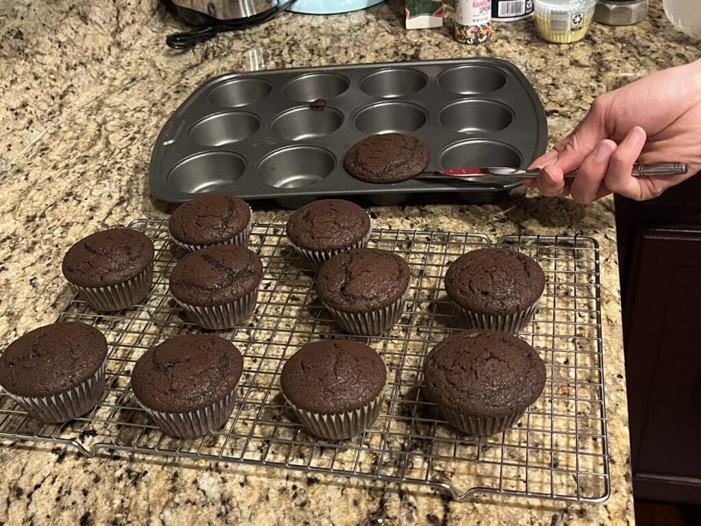 Cooling cupcakes